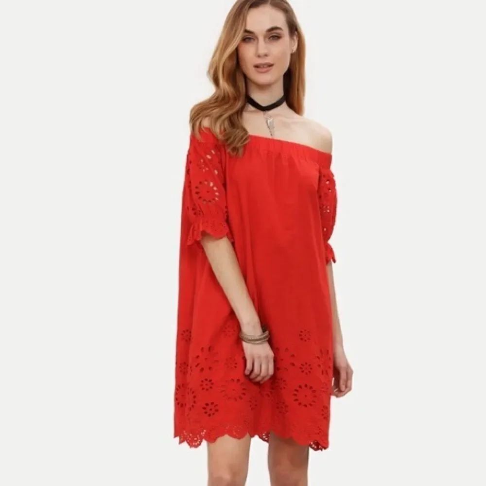 ✨Red Off The Shoulder Half Sleeve Hollow Dress✨
